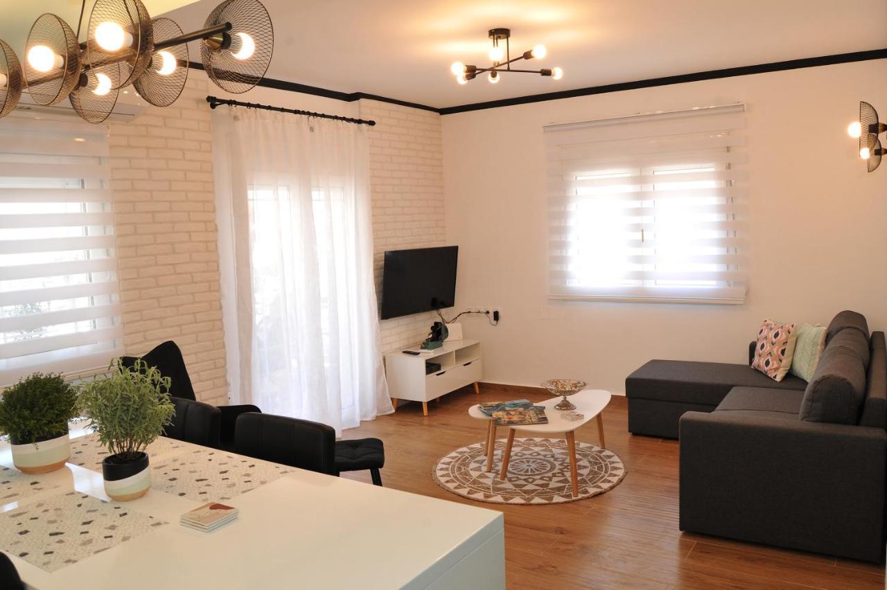 Vintage Apartment Helios Kalambaka Eksteriør billede